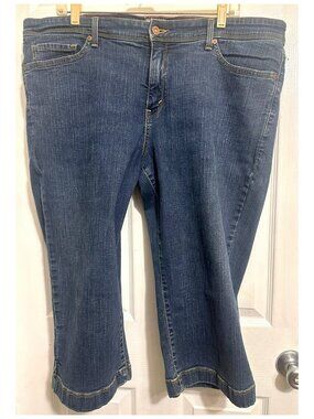 Levis 512 Capri Blue Jeans Pants Bottoms Size 22W 42" waist x 19" inseam